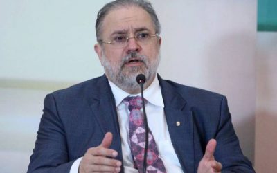 Aras muda posição da PGR e passa a defender fim da tabela do frete