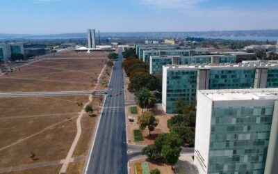 Proposta de Orçamento para 2021 permite a contratação de 50 mil servidores