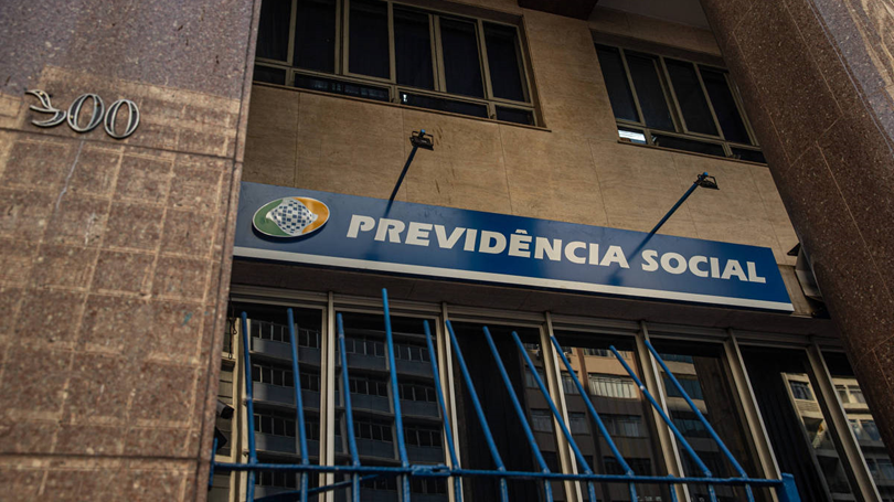 Aposentados podem pedir devolução de descontos indevidos a partir desta quarta (14)