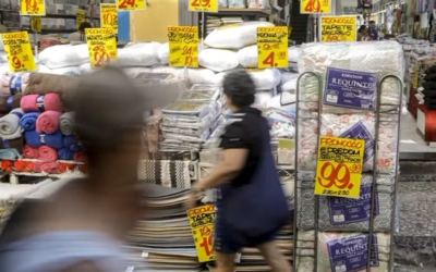 Governo deve recuar e adiar regra que restringe trabalho em feriados