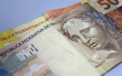 Caixa libera abono salarial para nascidos em setembro e outubro