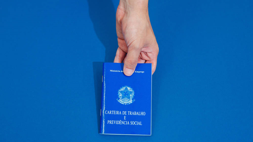 TST define teses sobre plano de saúde, hora extra e gorjeta