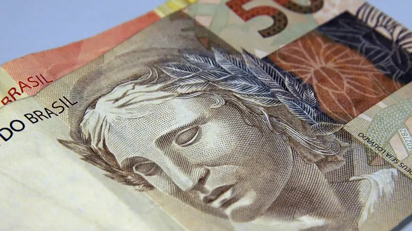 Caixa libera abono salarial para nascidos em fevereiro