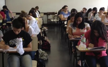 17/10/2017 – Sancionada lei que cria cota de baixa renda em concursos públicos do RJ
