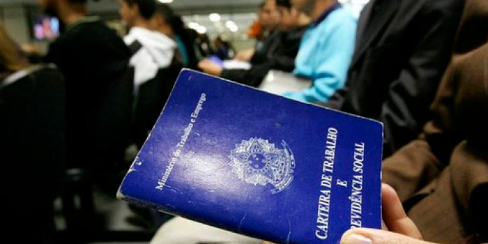 19/04/2018 – Dois anos de golpe: mais desempregados, menos carteira assinada