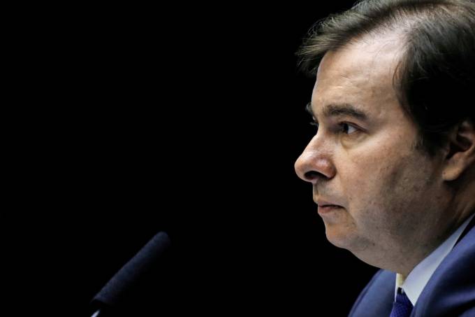 Temos votos suficientes para aprovar a reforma tributária, diz Maia