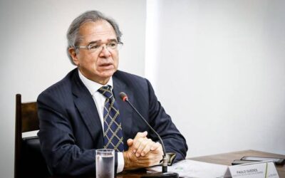 Com volta do auxílio, governo mira reeditar redução de jornada e salário