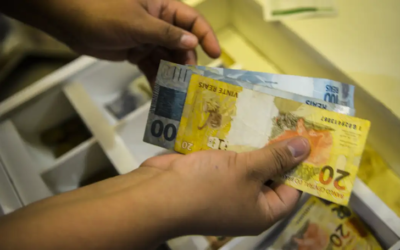 Governo propõe salário mínimo de R$ 1.717 em 2027